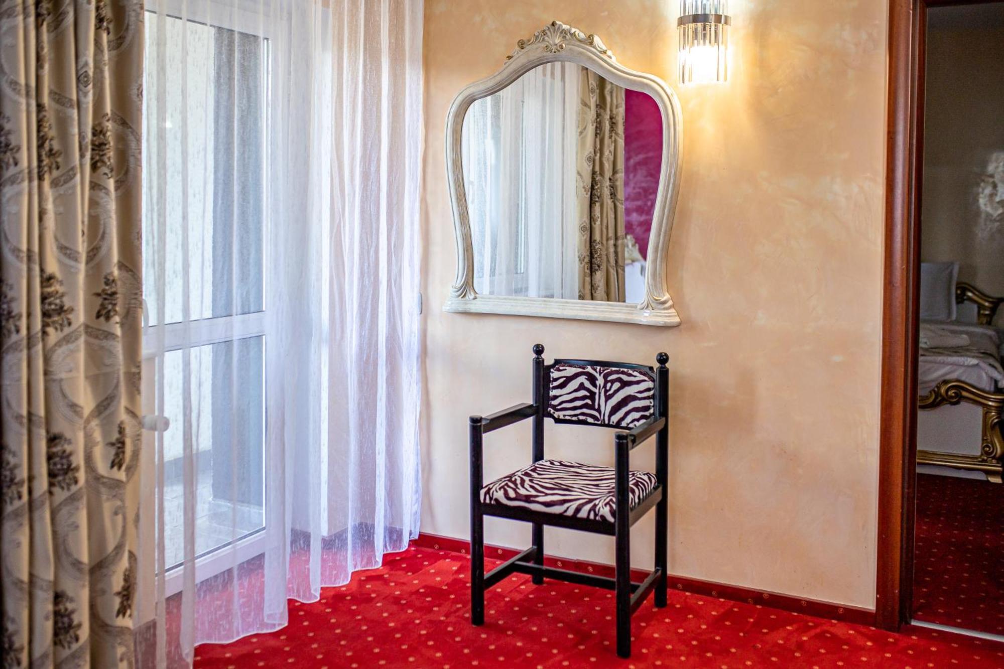 פויאנה ברשוב Artemis Villa מראה חיצוני תמונה